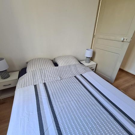 Appartement 60M2 Rdc Avec Jardin Saint-Génis Zewnętrze zdjęcie