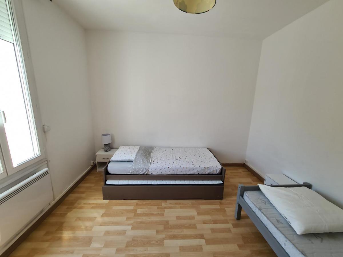 Appartement 60M2 Rdc Avec Jardin Saint-Génis Zewnętrze zdjęcie